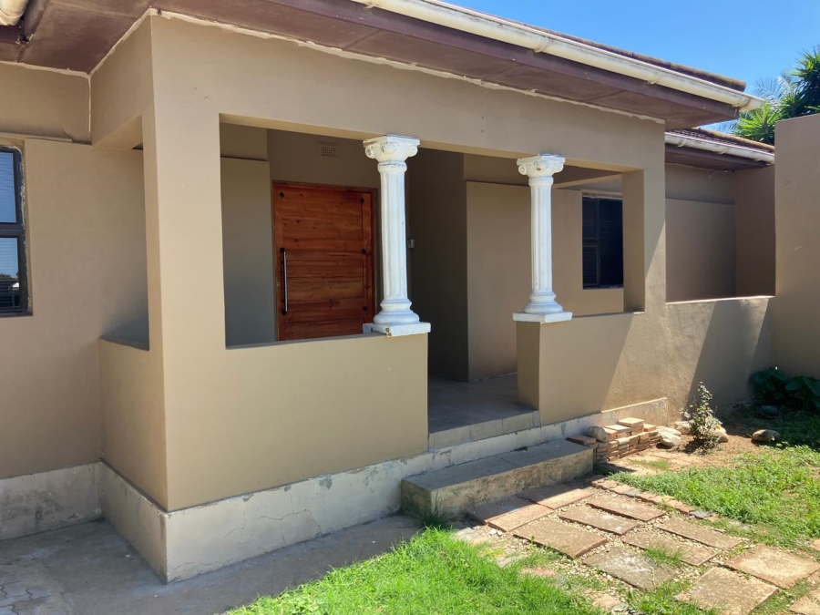 To Let 3 Bedroom Property for Rent in Retief Eastern Cape